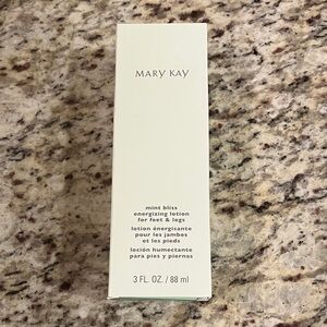 Mary Kay Mint Bliss Energizing Lotion 3 oz Feet & Legs Cooling Mint New in Box